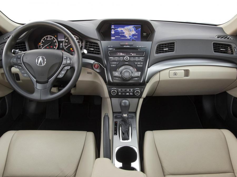 Торпедо Acura ILX 2.0L (DE) 2012 года  (фото 7 из 23)